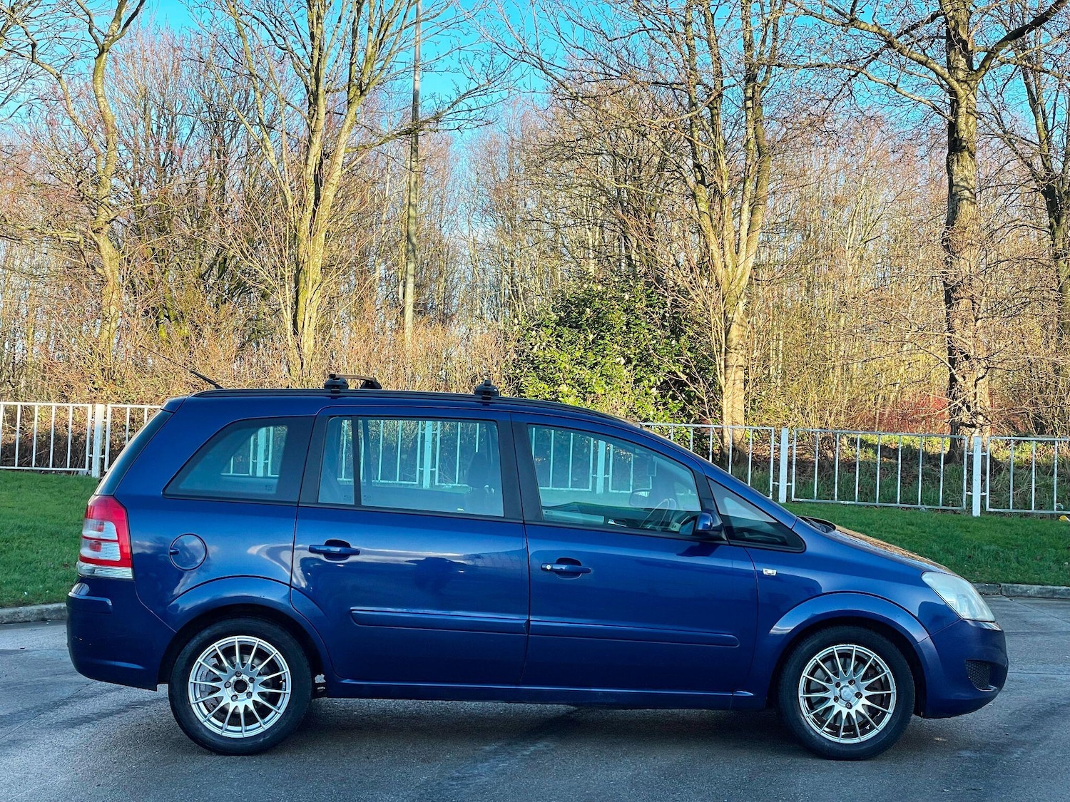 Used Vauxhall Zafira 2009 for sale - 77237645: Photo 10