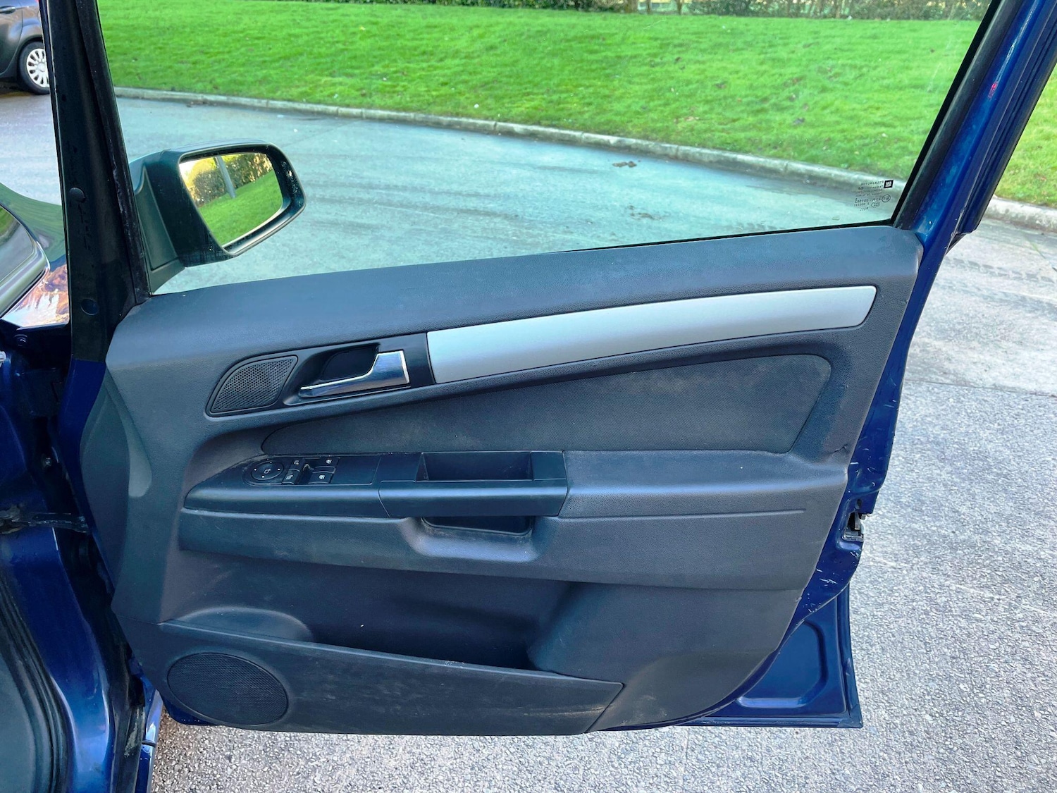 Used Vauxhall Zafira 2009 for sale - 77237645: Photo 31