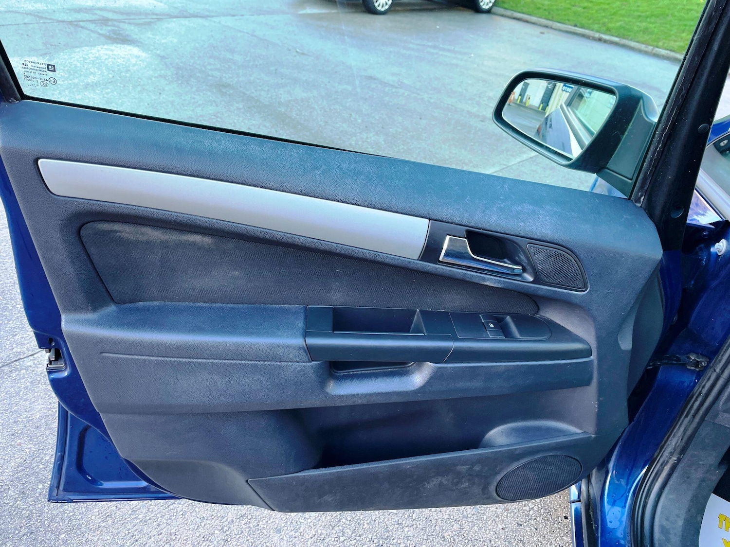 Used Vauxhall Zafira 2009 for sale - 77237645: Photo 34