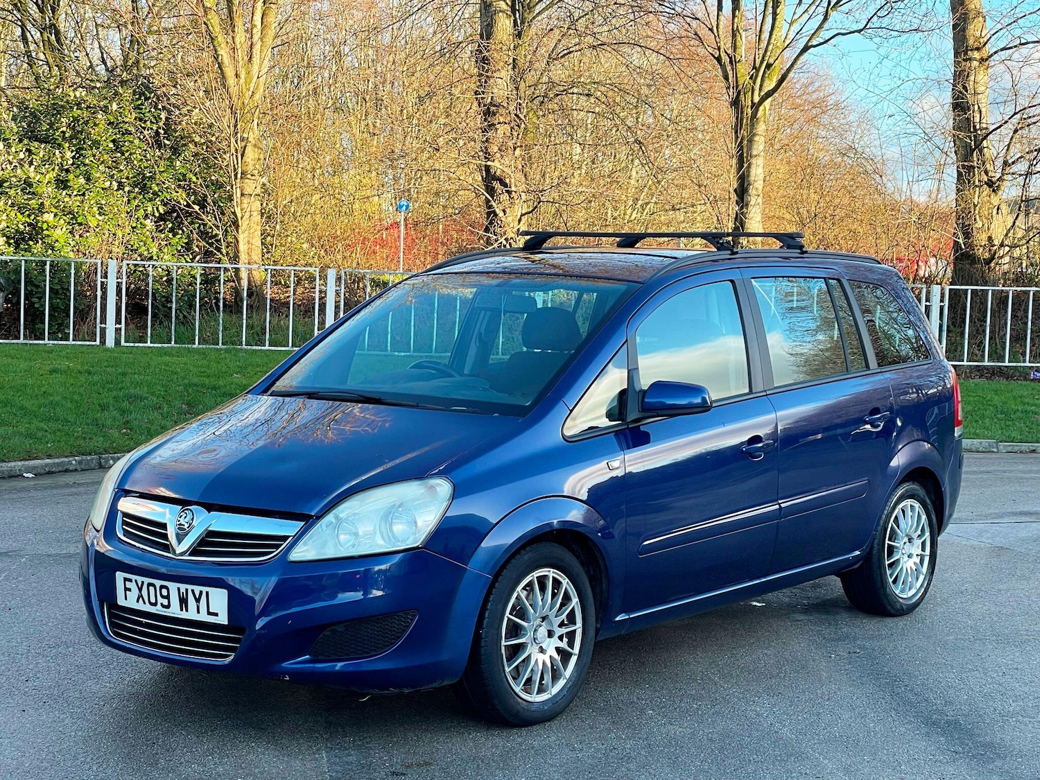 Used Vauxhall Zafira 2009 for sale - 77237645: Photo 4
