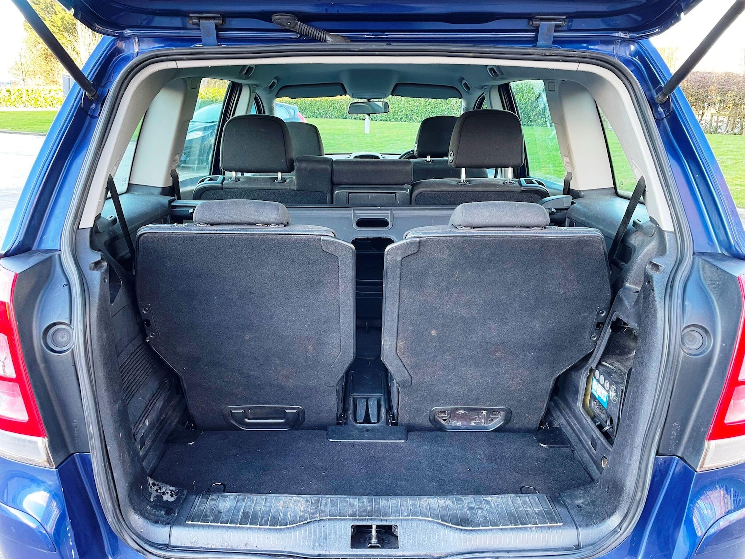 Used Vauxhall Zafira 2009 for sale - 77237645: Photo 44