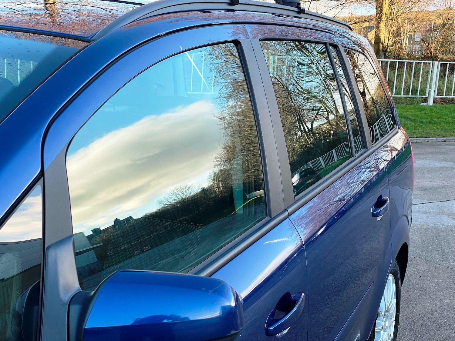 Used Vauxhall Zafira 2009 for sale - 77237645: Photo 52