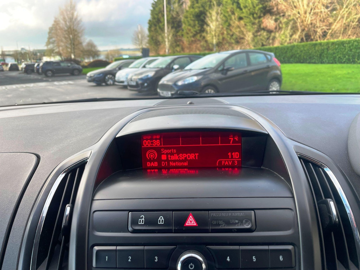 Used Vauxhall Zafira 2016 for sale - 77174841: Photo 48