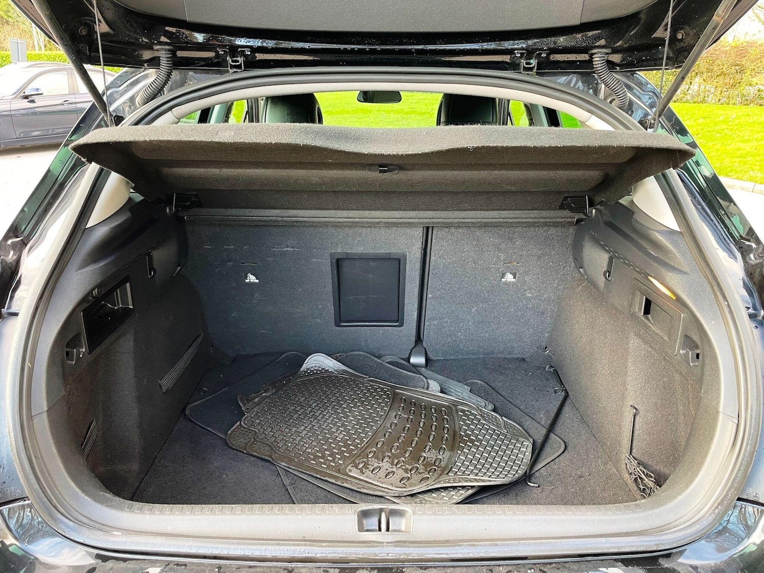 Used Citroen C4 2011 for sale - 77174729: Photo 35