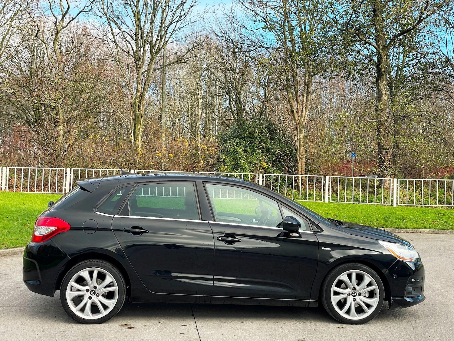 Used Citroen C4 2011 for sale - 77174729: Photo 9