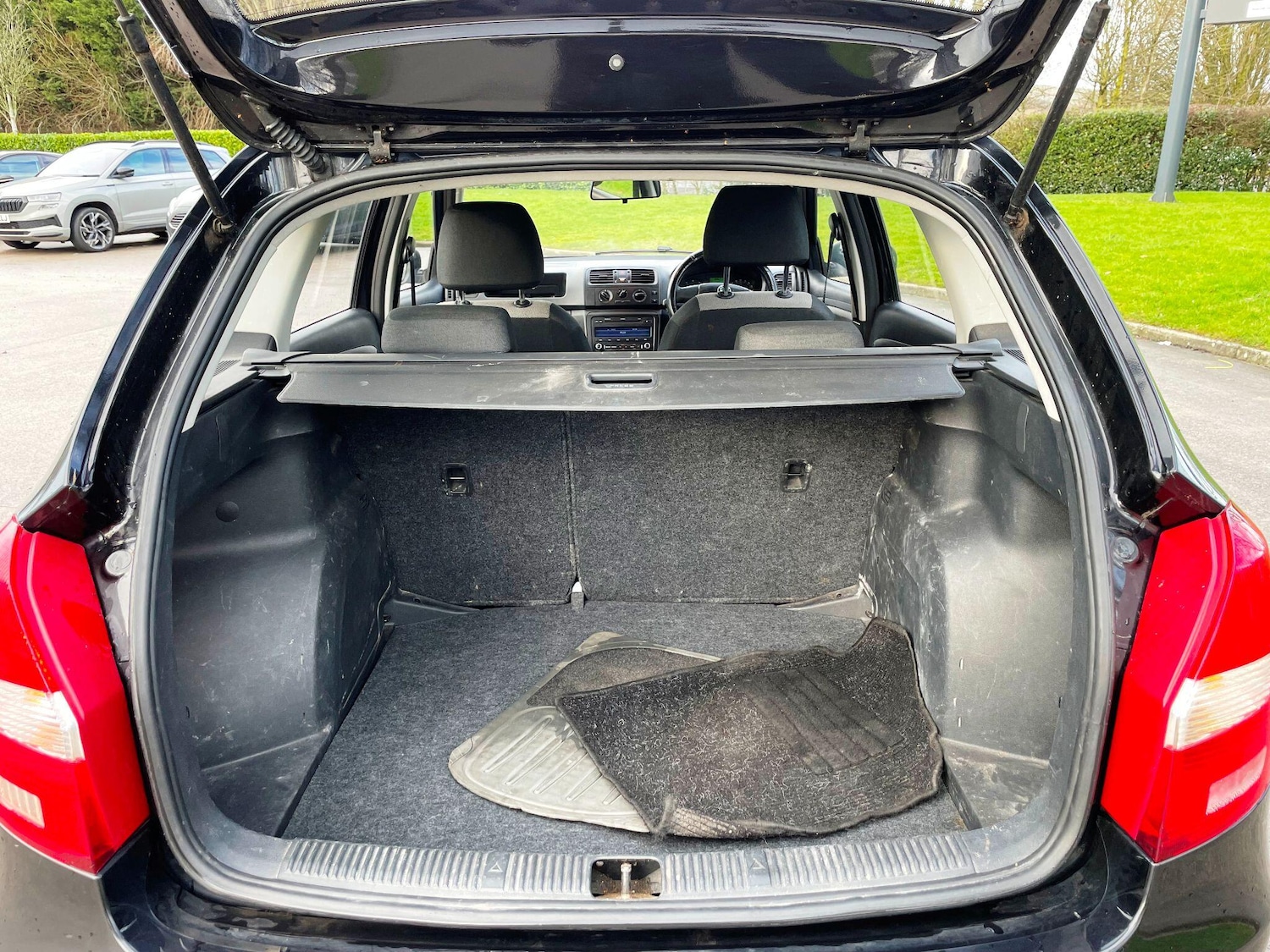 Used Skoda Fabia 2011 for sale - 77291234: Photo 44