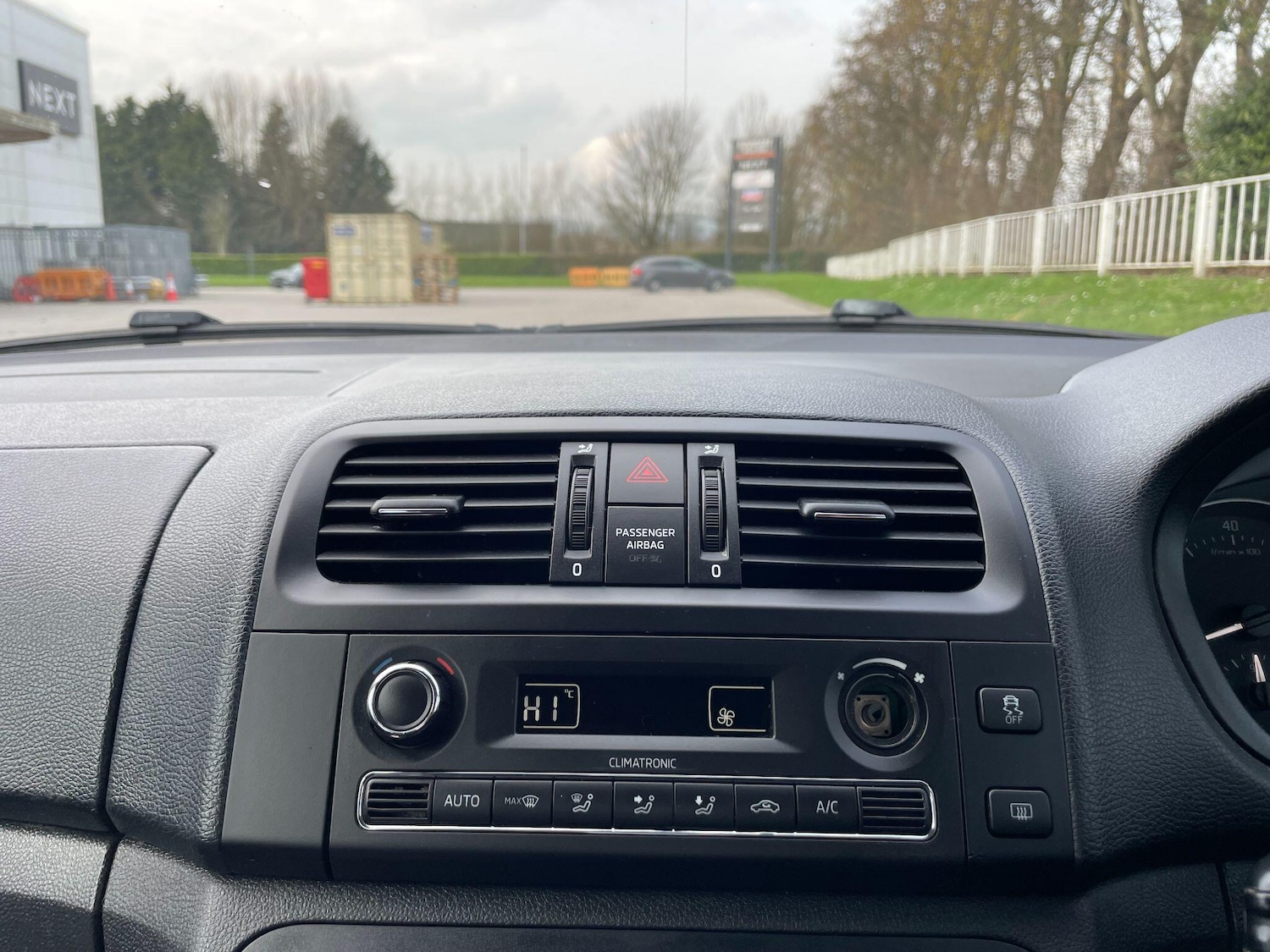 Used Skoda Fabia 2015 for sale - 77793471: Photo 31