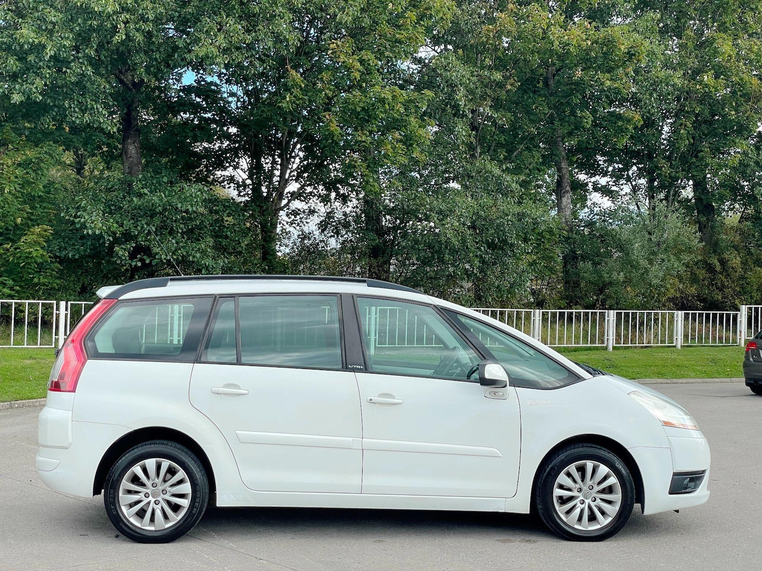 Used Citroen C4 Grand Picasso 2009 for sale - 77174804: Photo 9