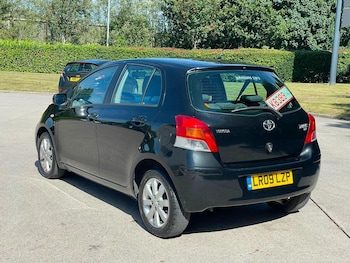 Used Toyota Yaris 2009 for sale - 79475659: Photo