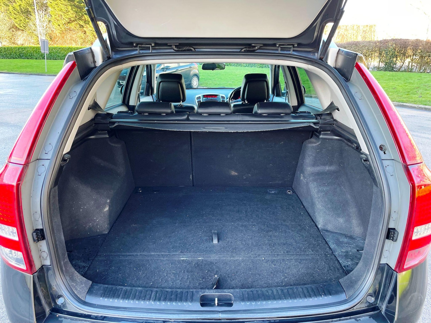 Used Kia Ceed 2012 for sale - 77238155: Photo 49