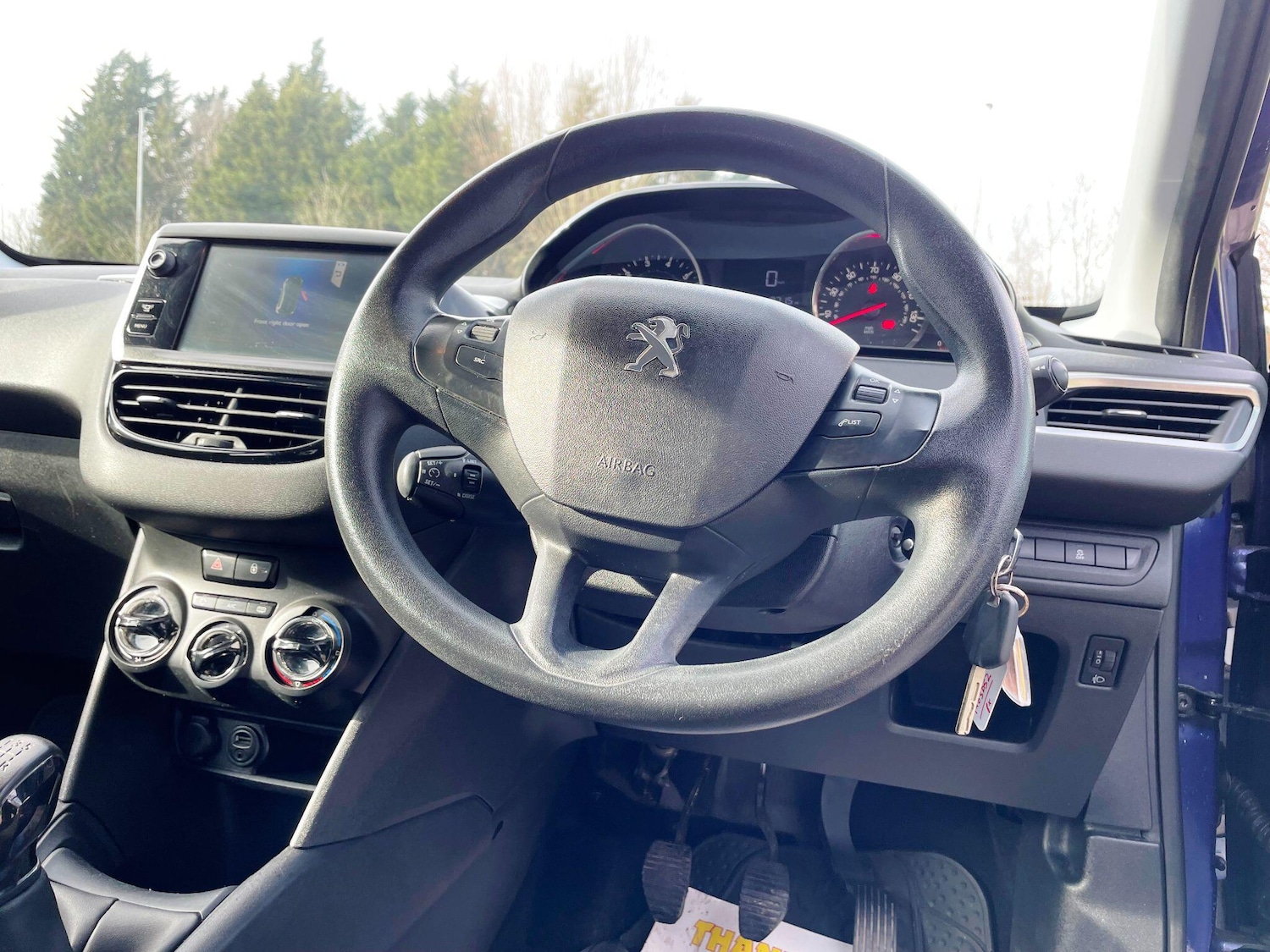 Used Peugeot 208 2013 for sale - 77624987: Photo 31