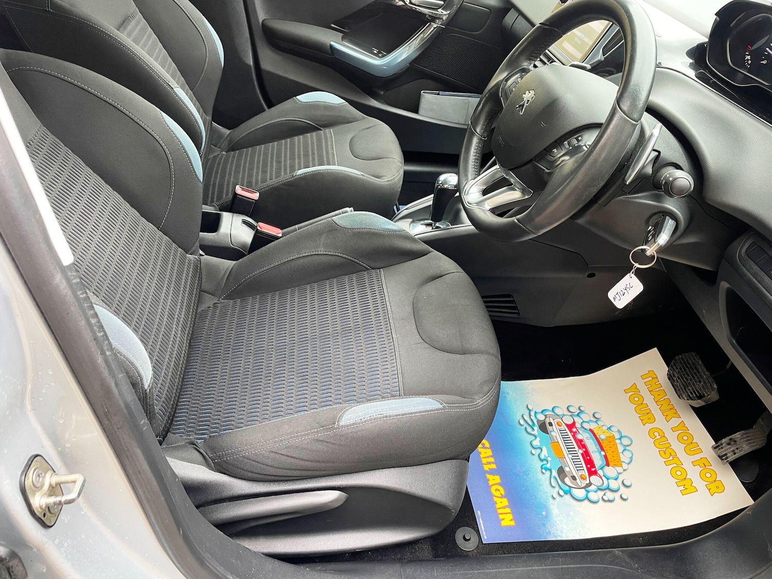 Used Peugeot 208 2012 for sale - 77174856: Photo 24