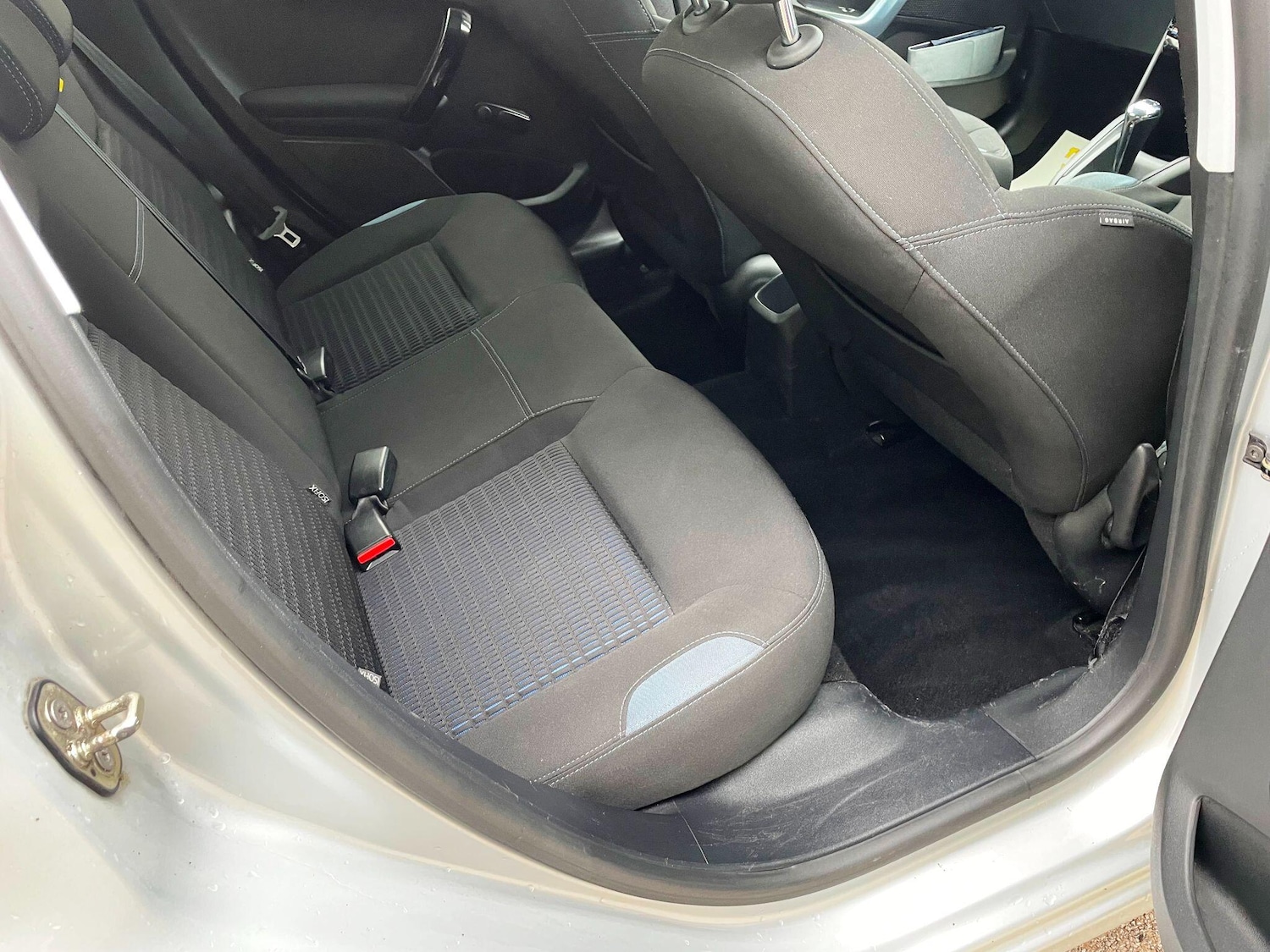 Used Peugeot 208 2012 for sale - 77174856: Photo 29