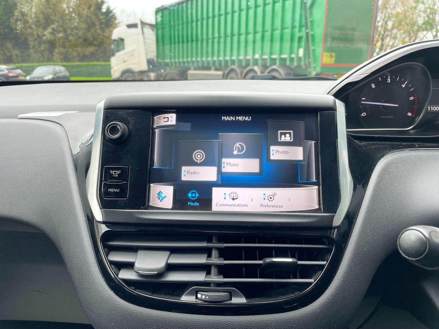 Used Peugeot 208 2012 for sale - 77174856: Photo 43