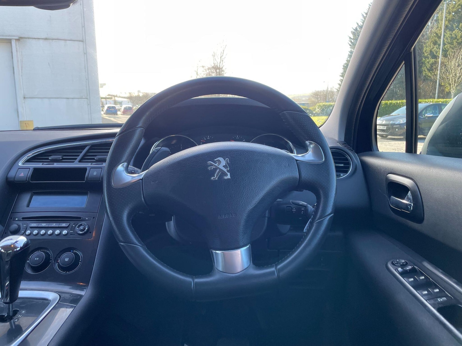 Used Peugeot 3008 2014 for sale - 77939513: Photo 35