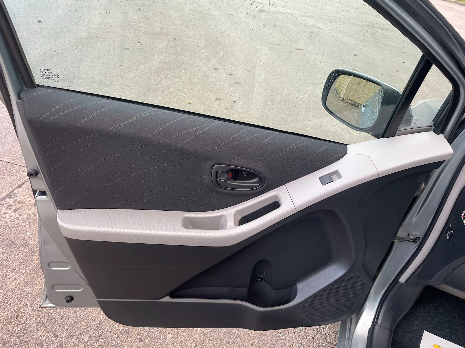 Used Toyota Yaris 2007 for sale - 77524788: Photo 27