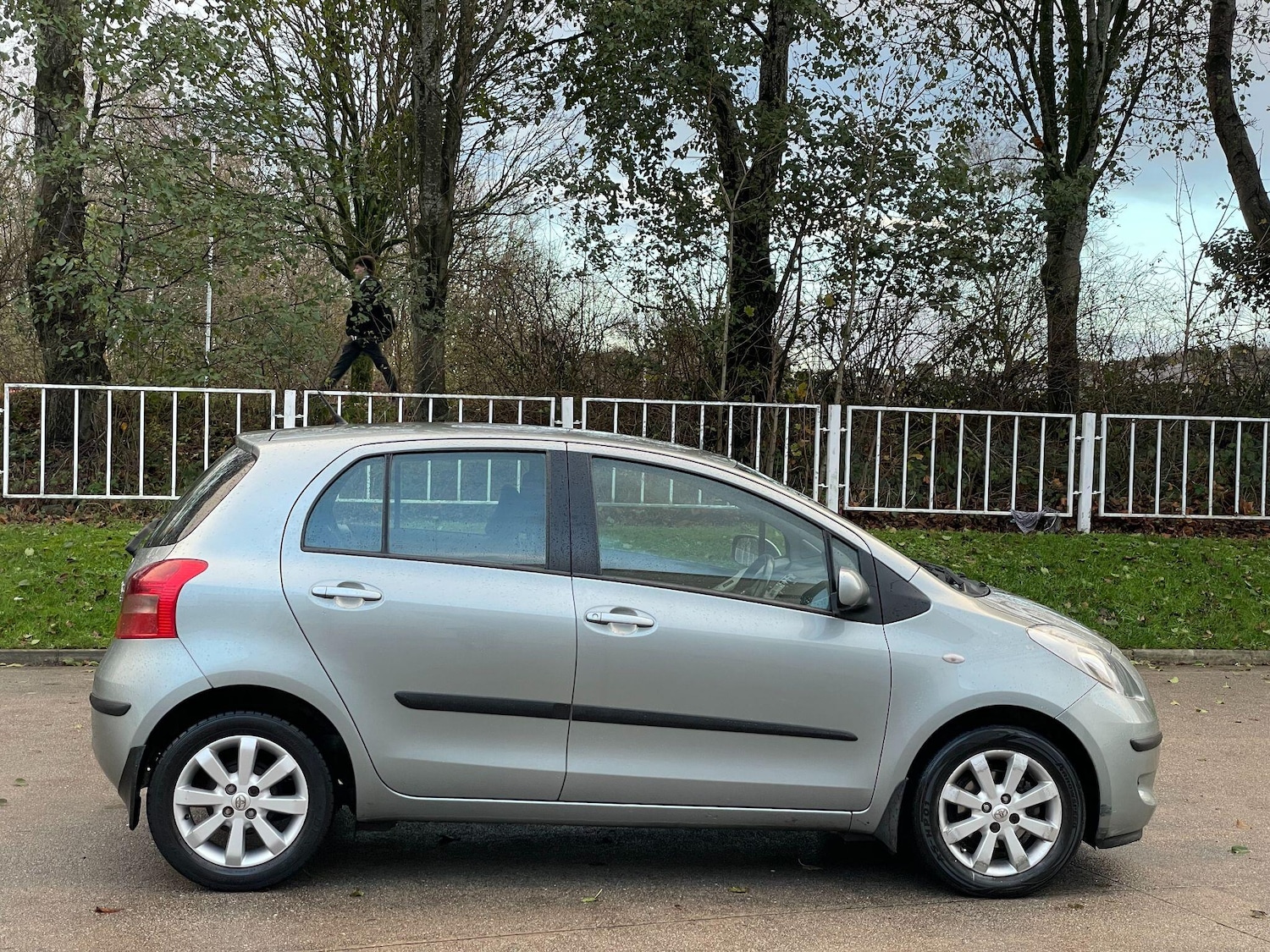 Used Toyota Yaris 2007 for sale - 77524788: Photo 8