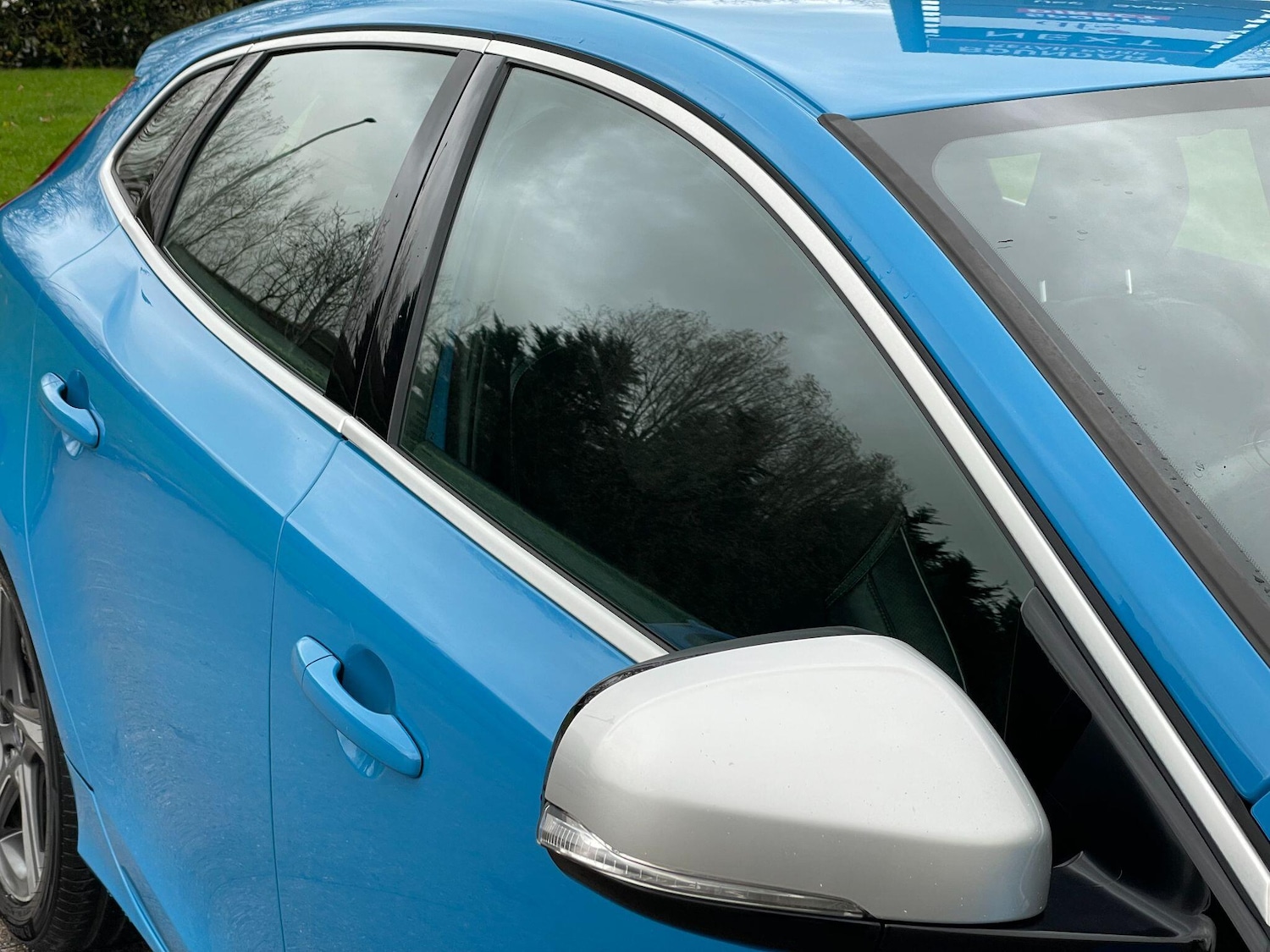 Used Volvo V40 2014 for sale - 77174835: Photo 11