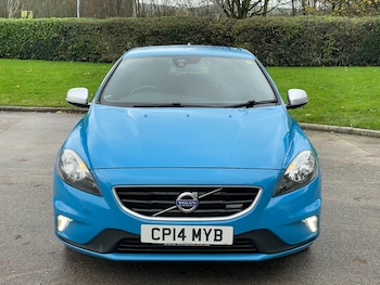 Used Volvo V40 2014 for sale - 77174835: Photo