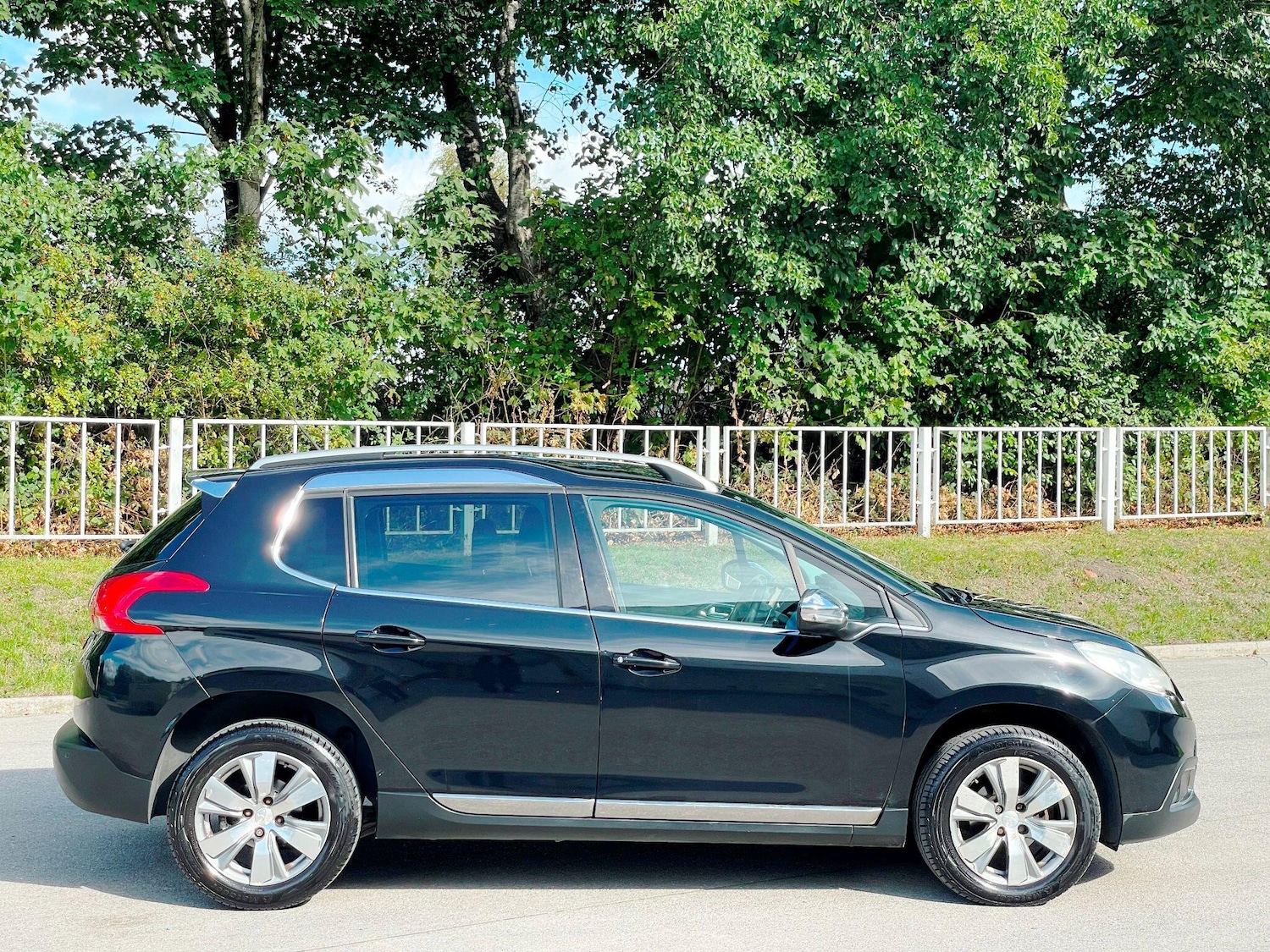 Used Peugeot 2008 2014 for sale - 77314987: Photo 10