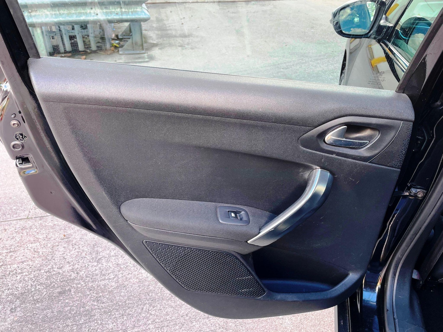 Used Peugeot 2008 2014 for sale - 77314987: Photo 29