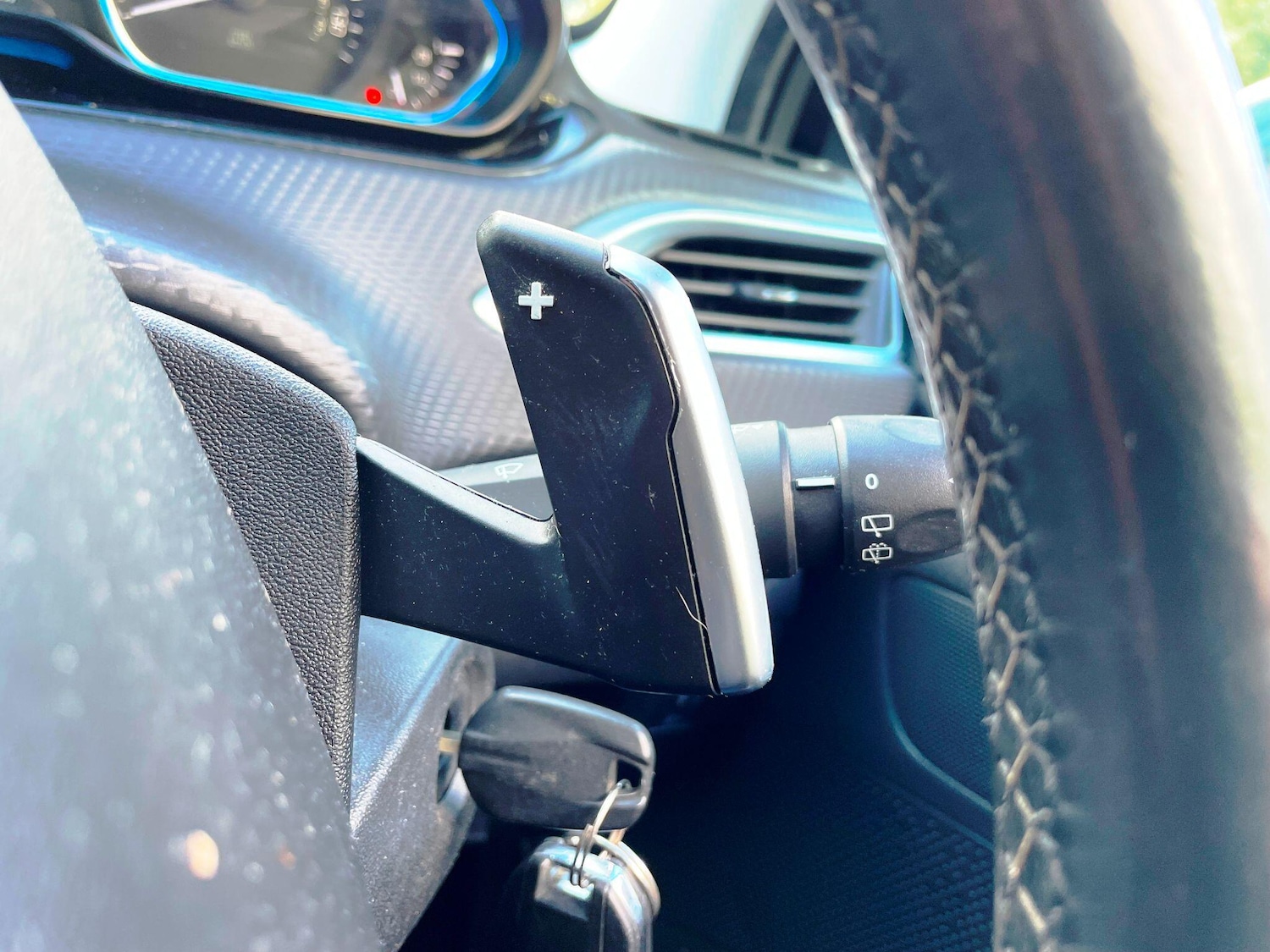 Used Peugeot 2008 2014 for sale - 77314987: Photo 40