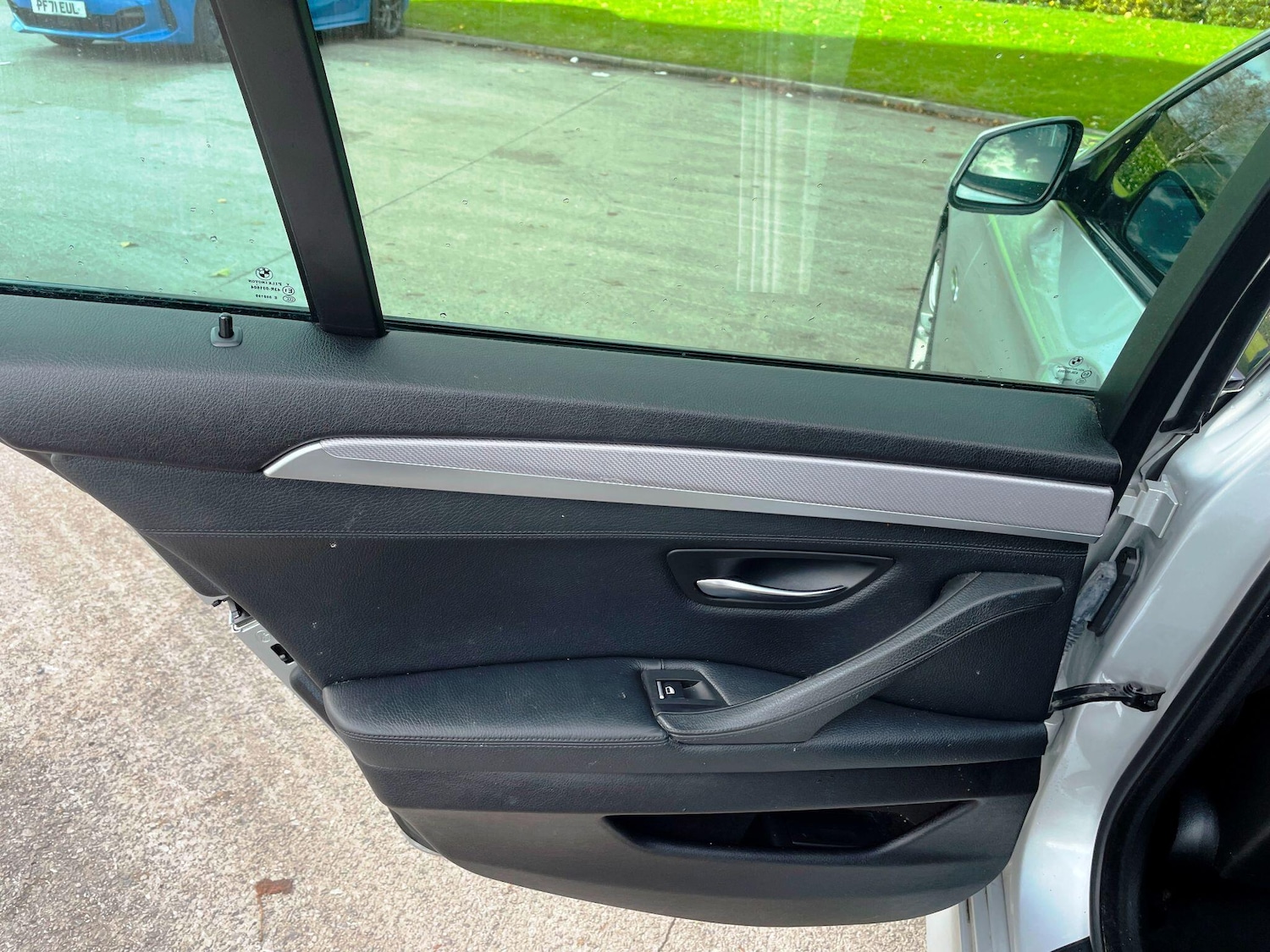 Used BMW 5 Series 2010 for sale - 77174721: Photo 28