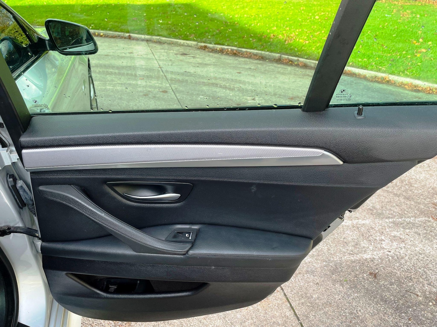 Used BMW 5 Series 2010 for sale - 77174721: Photo 31