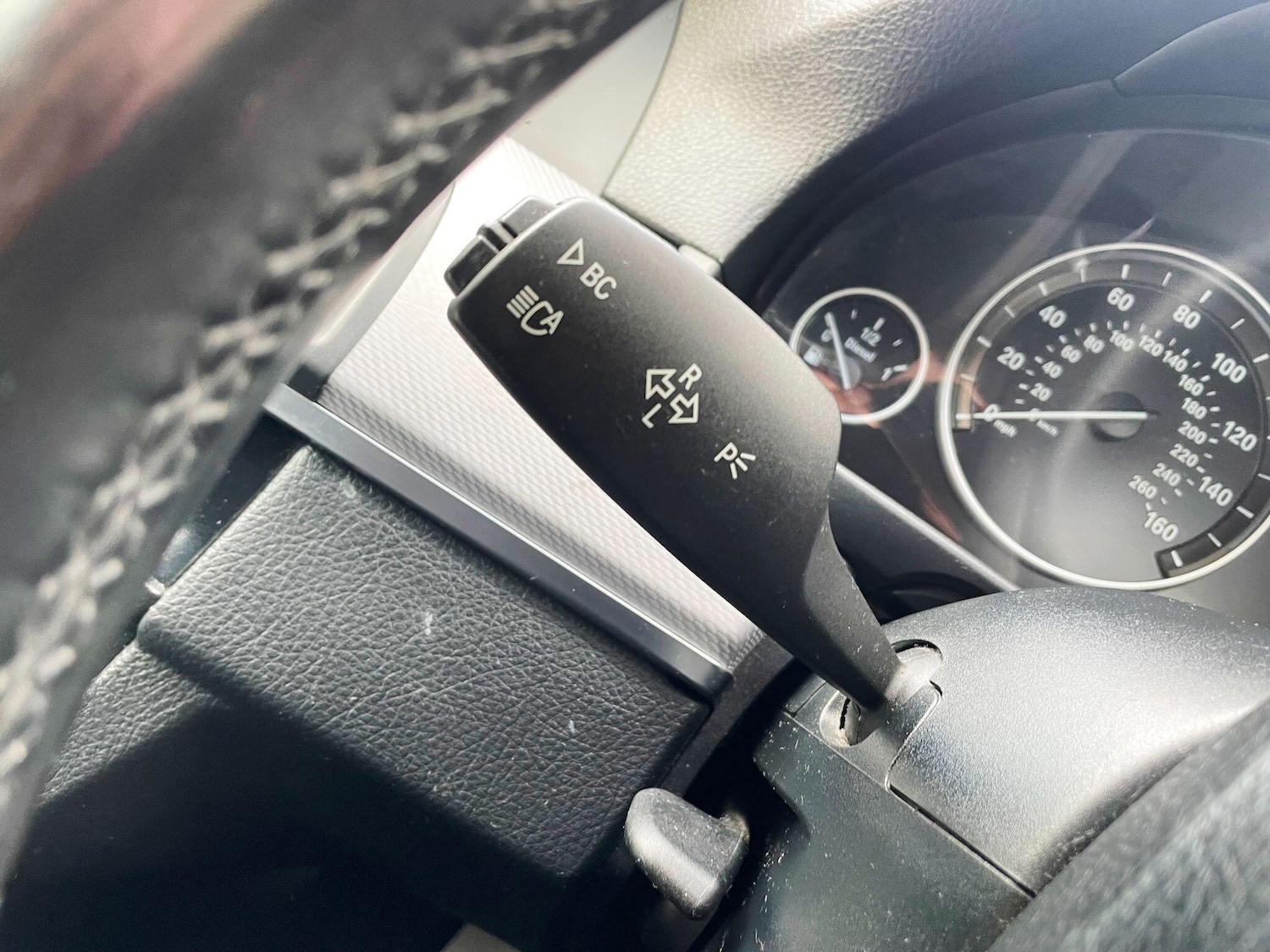 Used BMW 5 Series 2010 for sale - 77174721: Photo 38