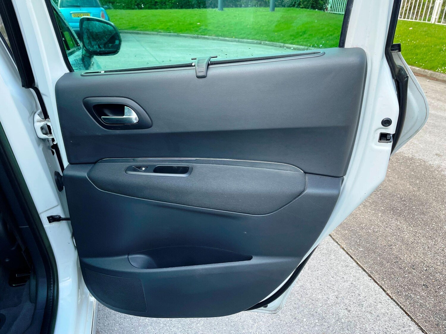 Used Peugeot 3008 for sale - 78214399: Photo 24