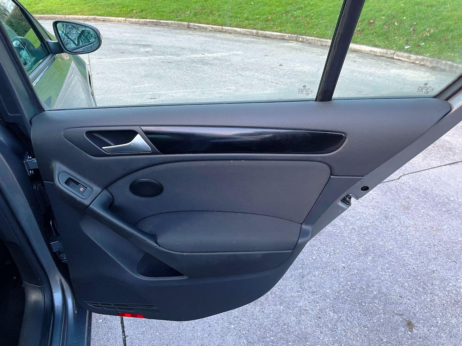 Used Volkswagen Golf 2012 for sale - 77174763: Photo 26