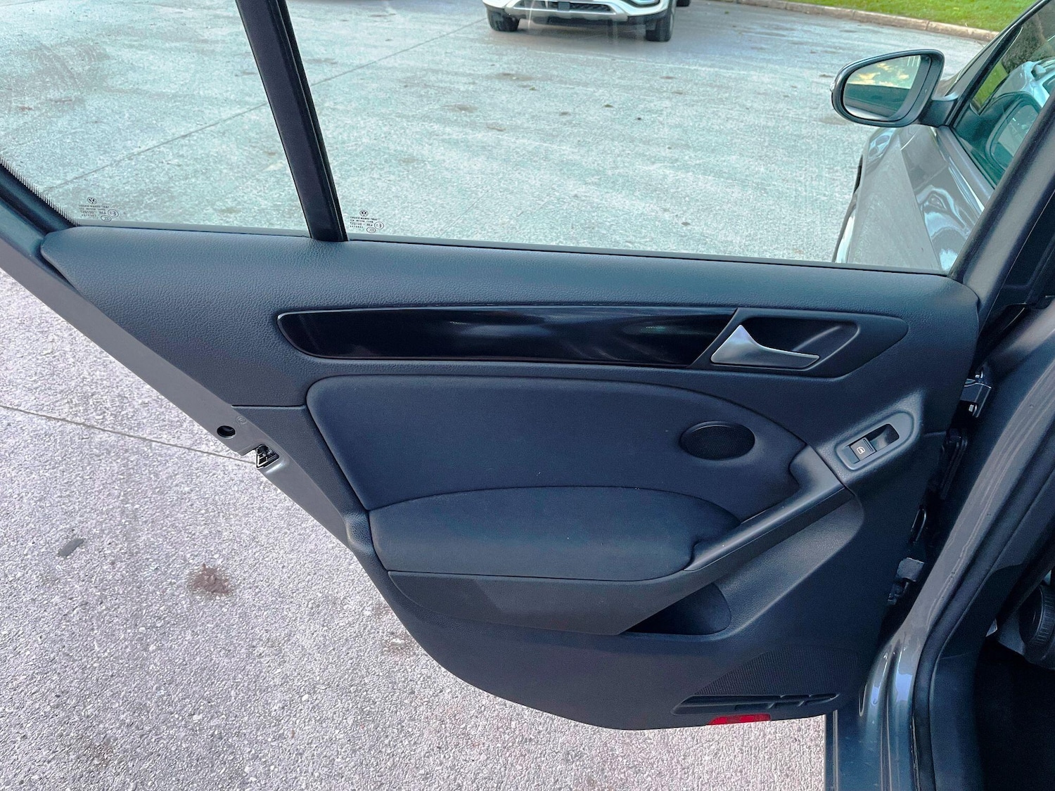 Used Volkswagen Golf 2012 for sale - 77174763: Photo 27