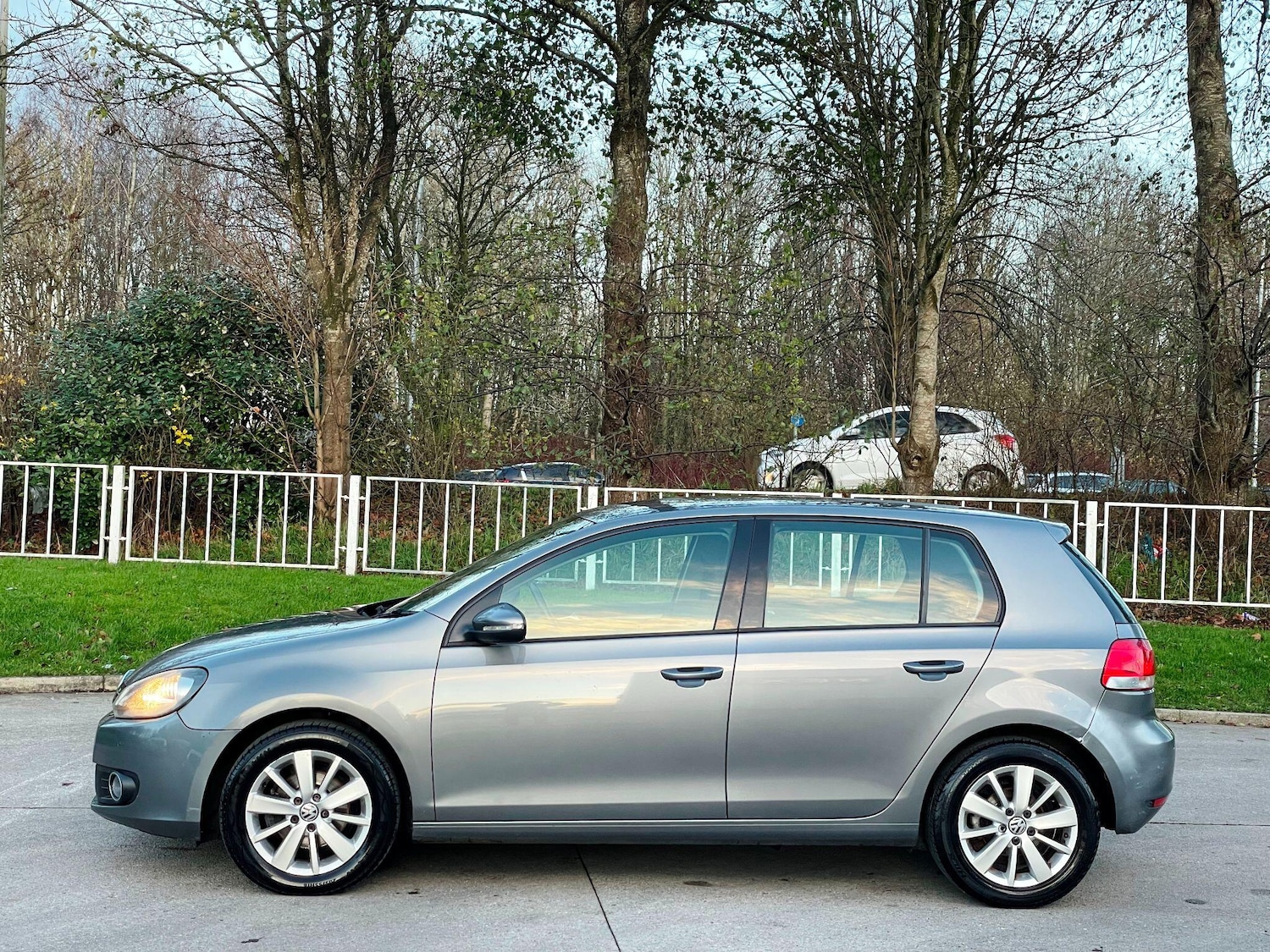 Used Volkswagen Golf 2012 for sale - 77174763: Photo 5