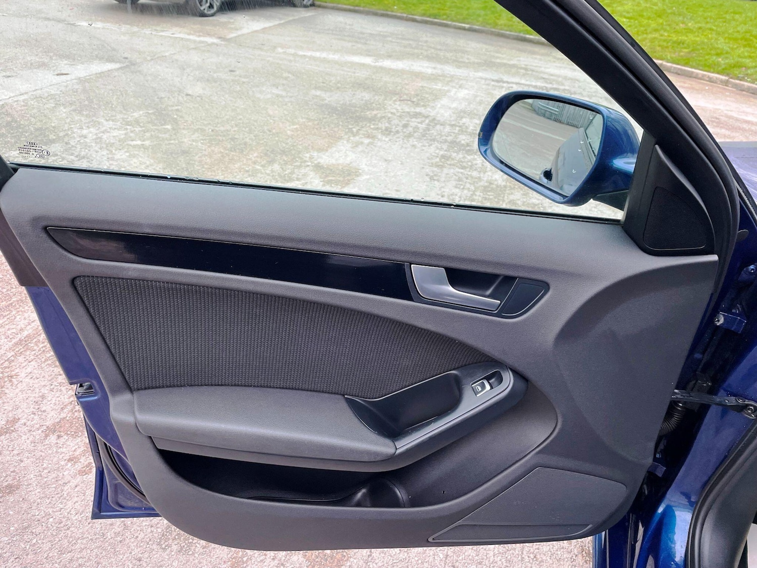 Used Audi A4 2014 for sale - 77400735: Photo 27