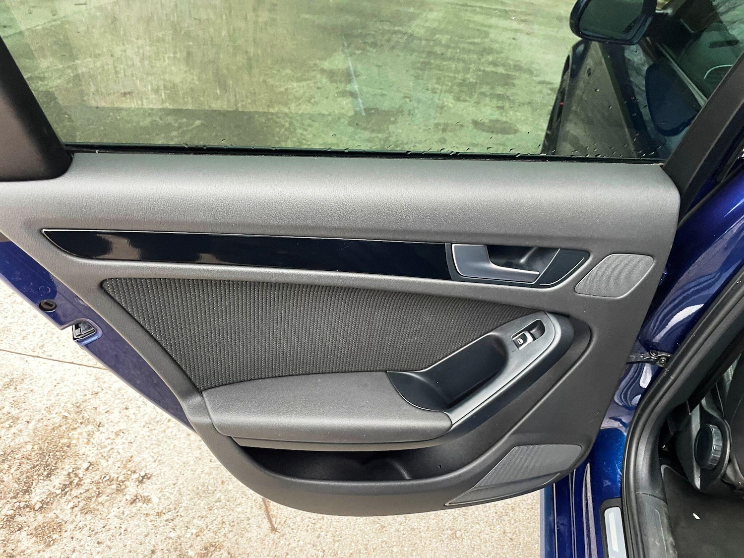 Used Audi A4 2014 for sale - 77400735: Photo 30