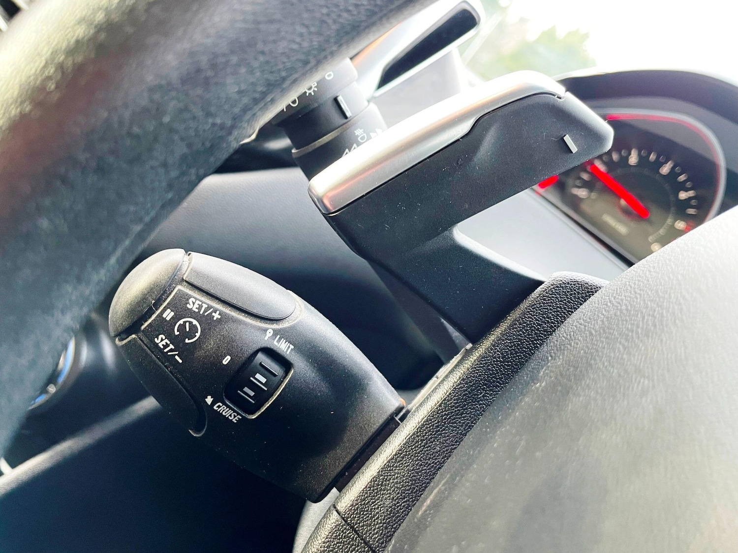 Used Peugeot 208 for sale - 77237588: Photo 41