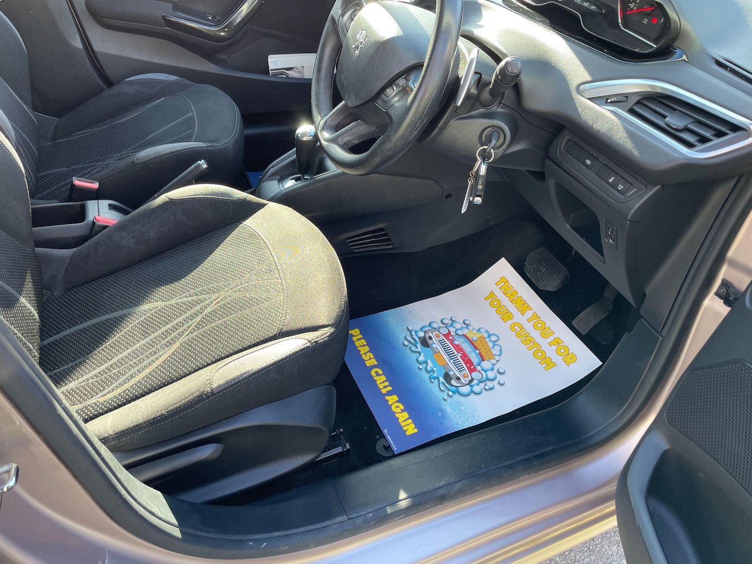 Used Peugeot 208 2013 for sale - 77892583: Photo 13