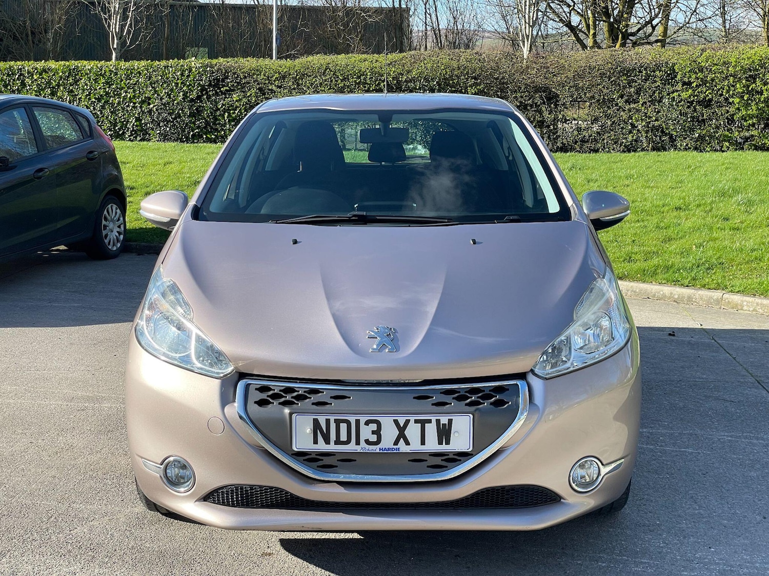 Used Peugeot 208 2013 for sale - 77892583: Photo 2