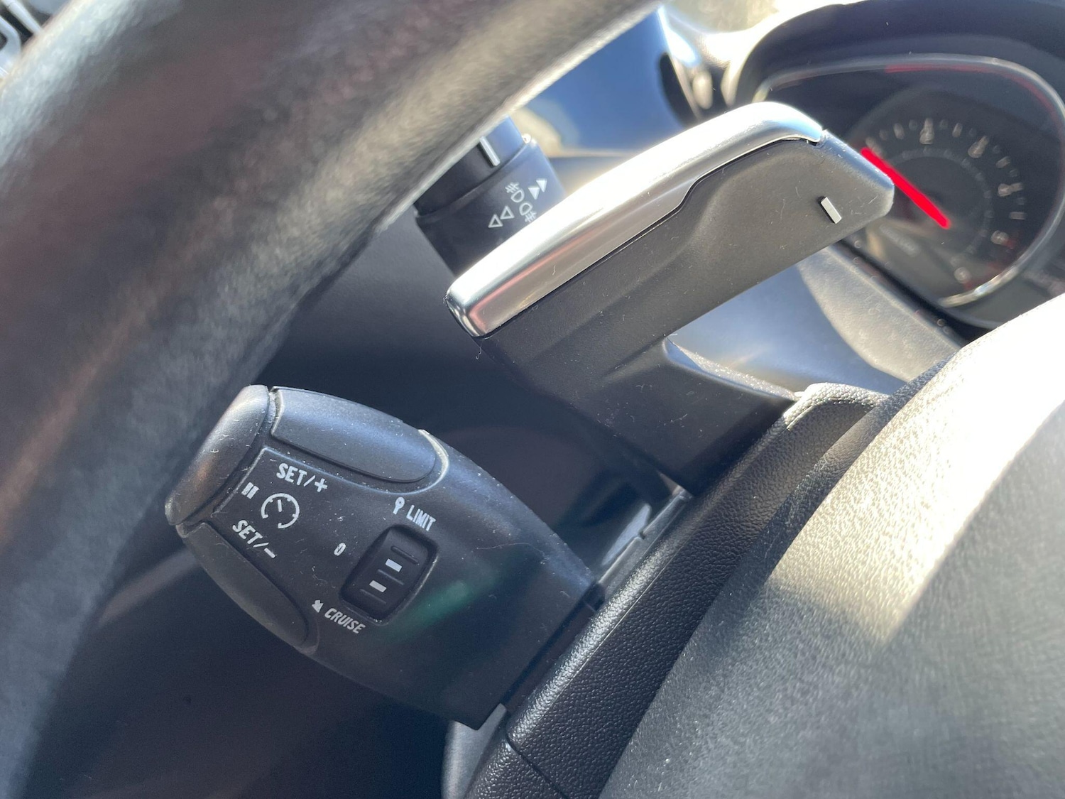 Used Peugeot 208 2013 for sale - 77892583: Photo 22