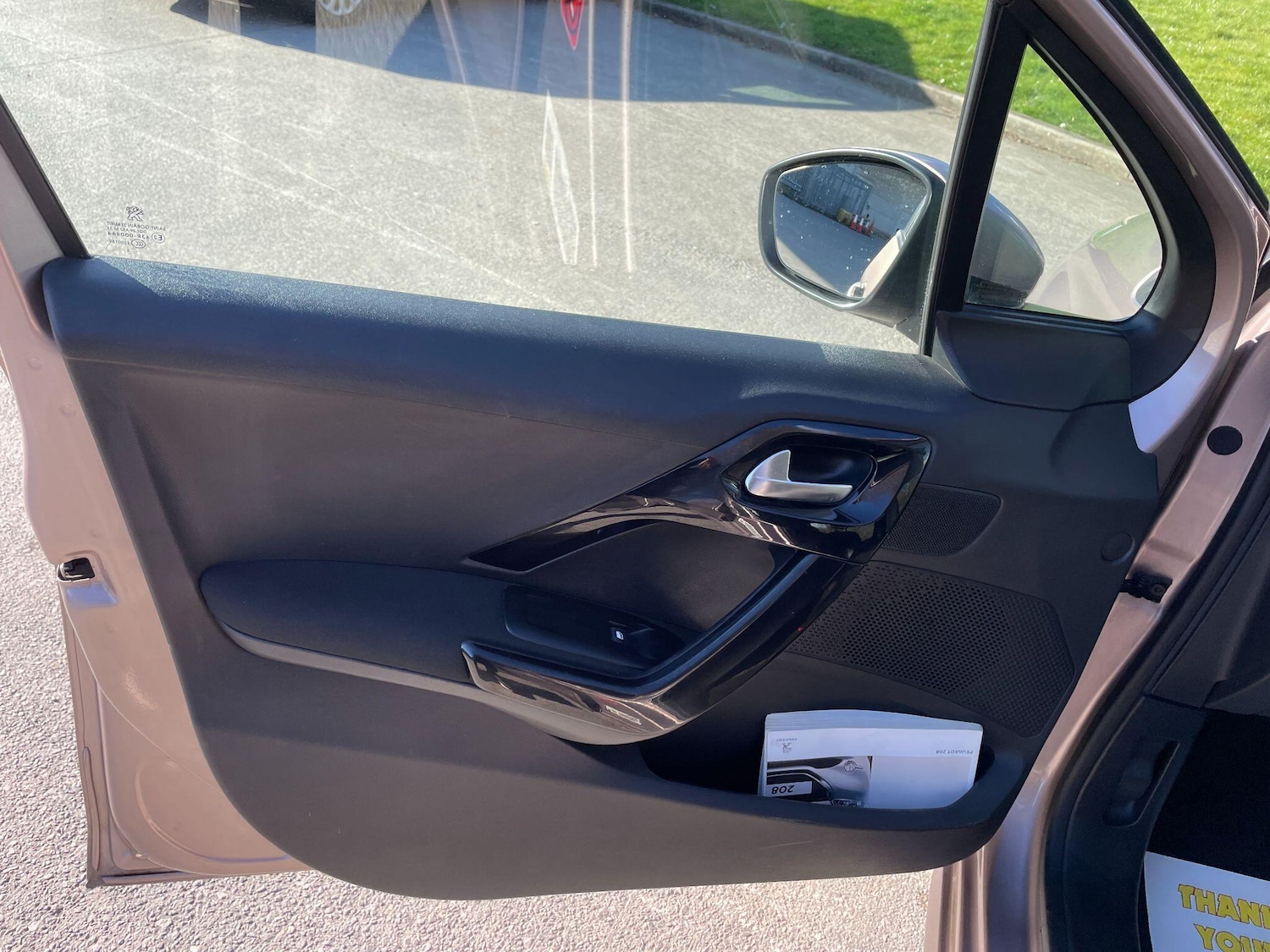 Used Peugeot 208 2013 for sale - 77892583: Photo 27