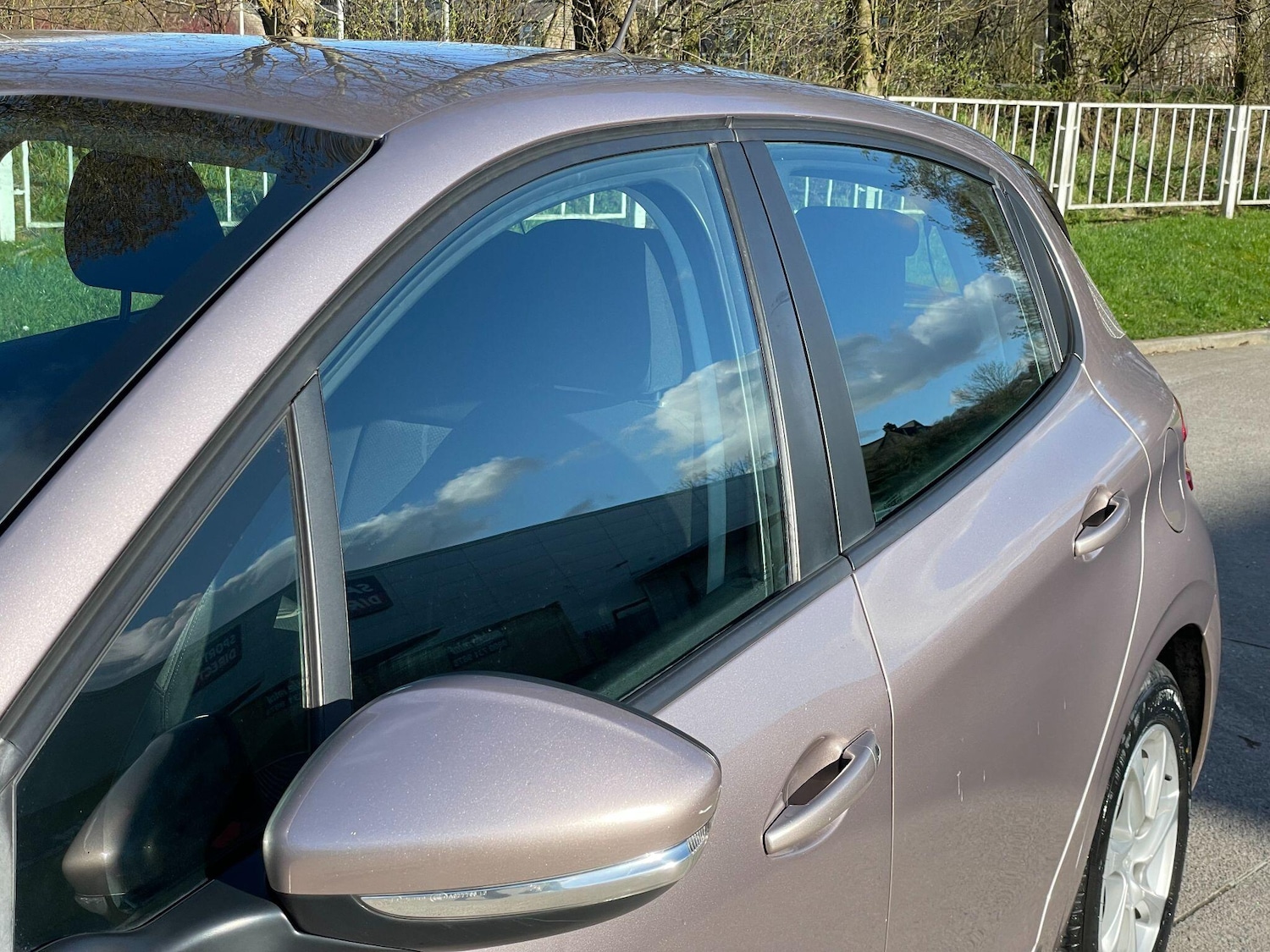 Used Peugeot 208 2013 for sale - 77892583: Photo 36