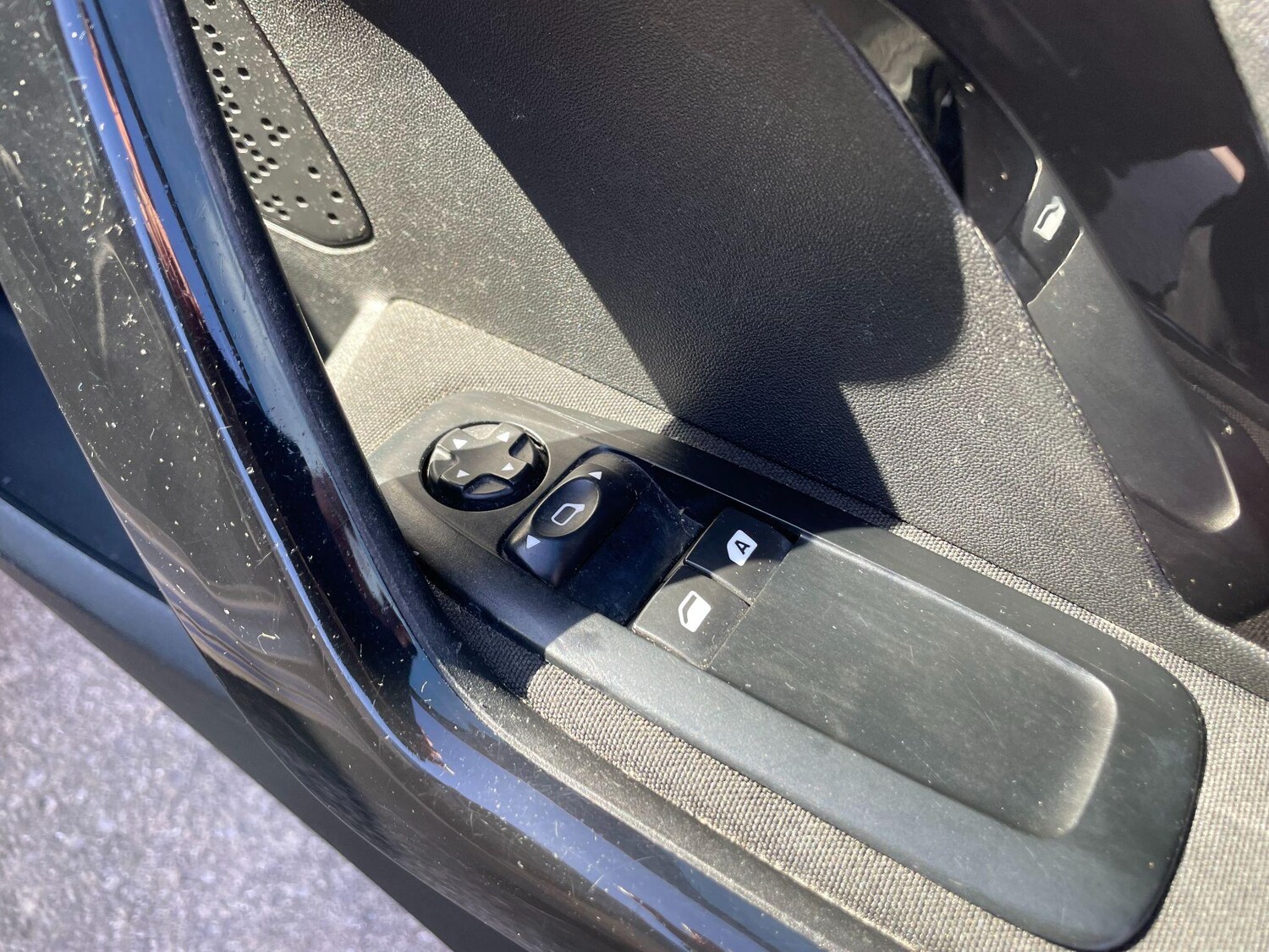 Used Peugeot 208 2013 for sale - 77892583: Photo 44