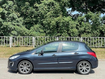 Used Peugeot 308 2013 for sale - 79255483: Photo