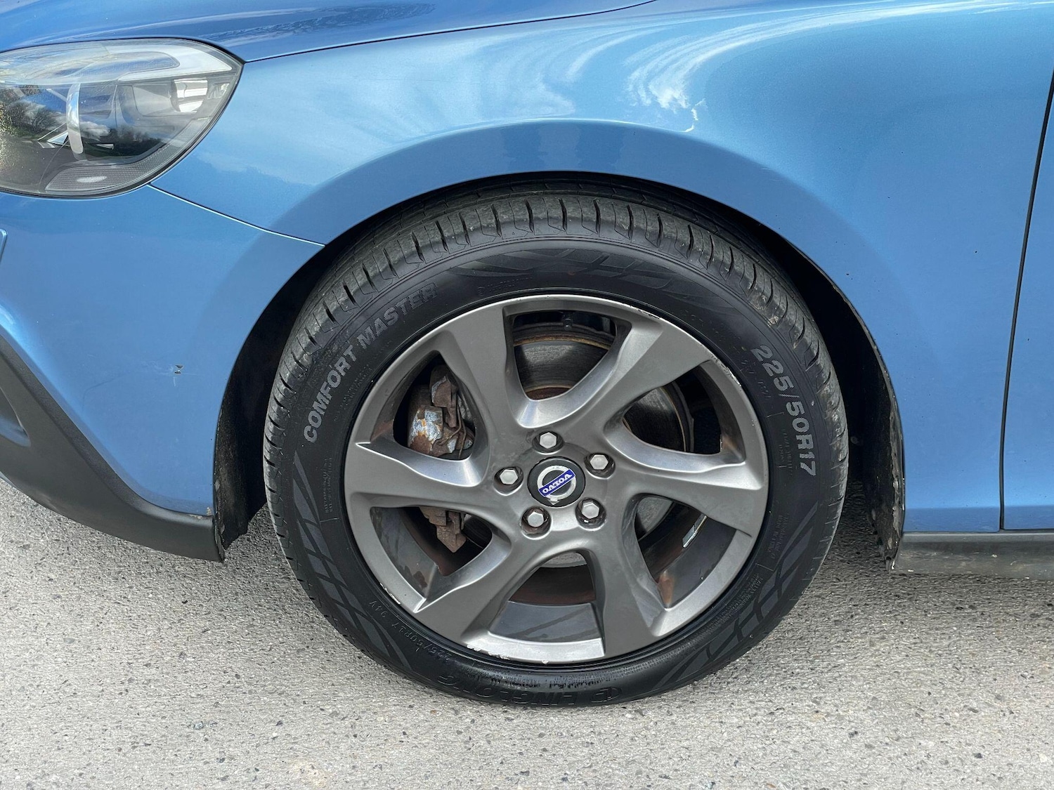 Used Volvo V40 Cross Country for sale - 77852714: Photo 34