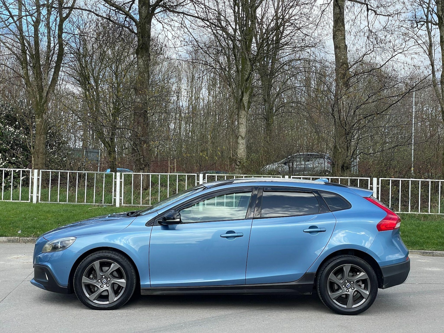 Used Volvo V40 Cross Country for sale - 77852714: Photo 4