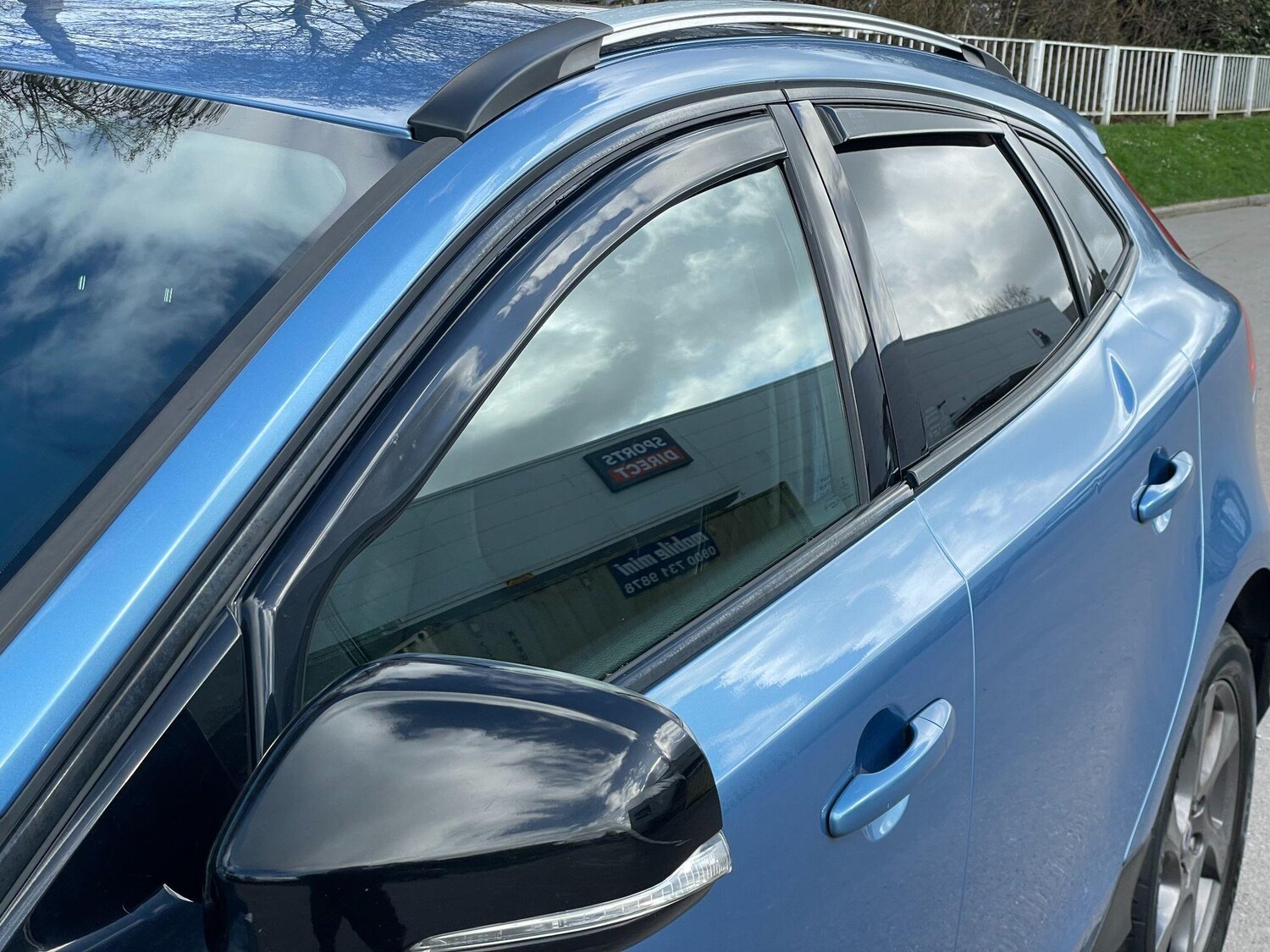 Used Volvo V40 Cross Country for sale - 77852714: Photo 40