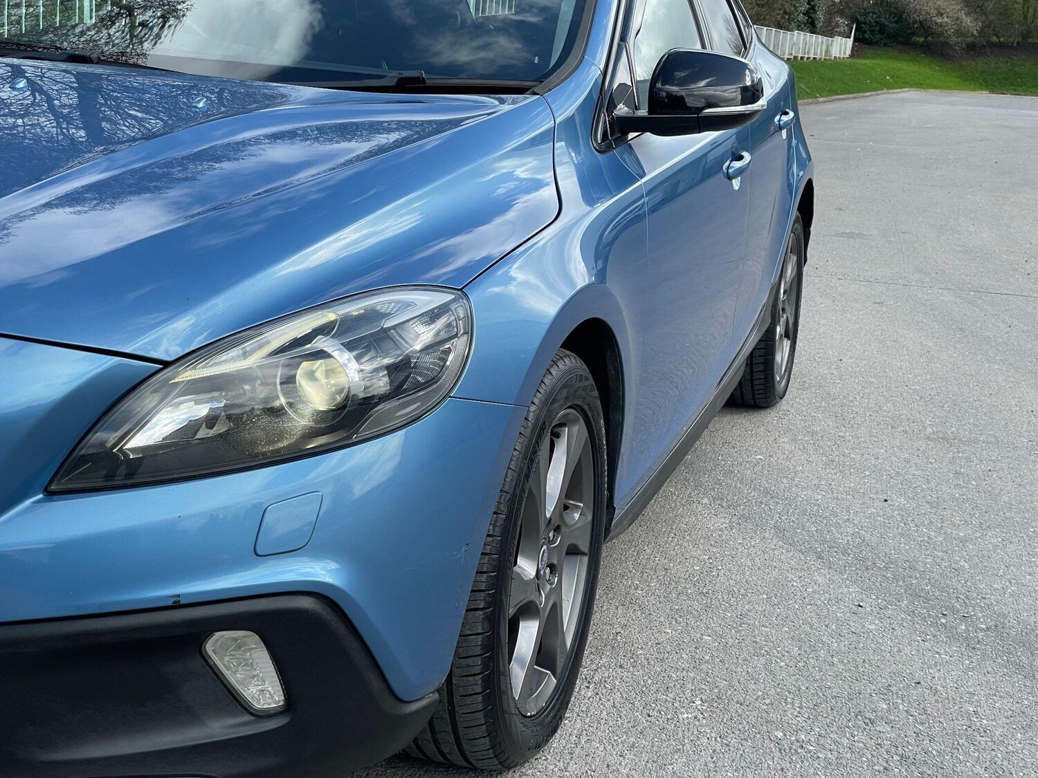Used Volvo V40 Cross Country for sale - 77852714: Photo 48