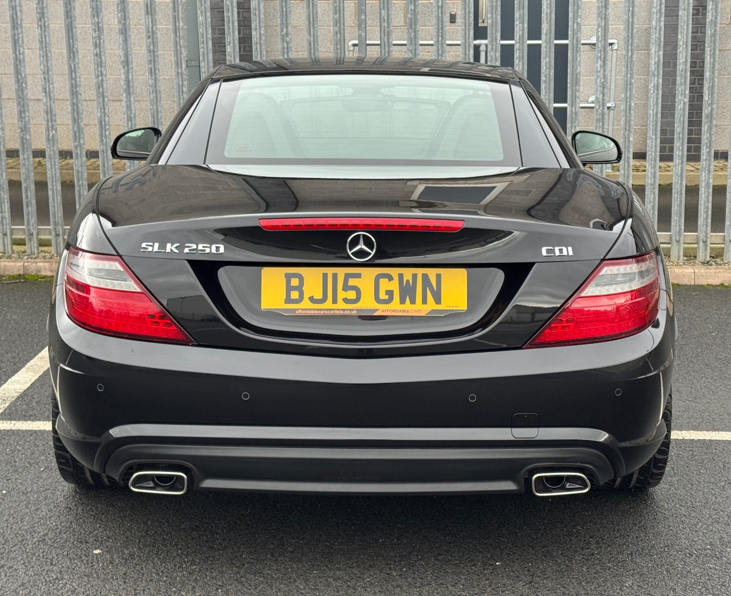 Used Mercedes-Benz SLK 2015 for sale - 76940436: Photo 6