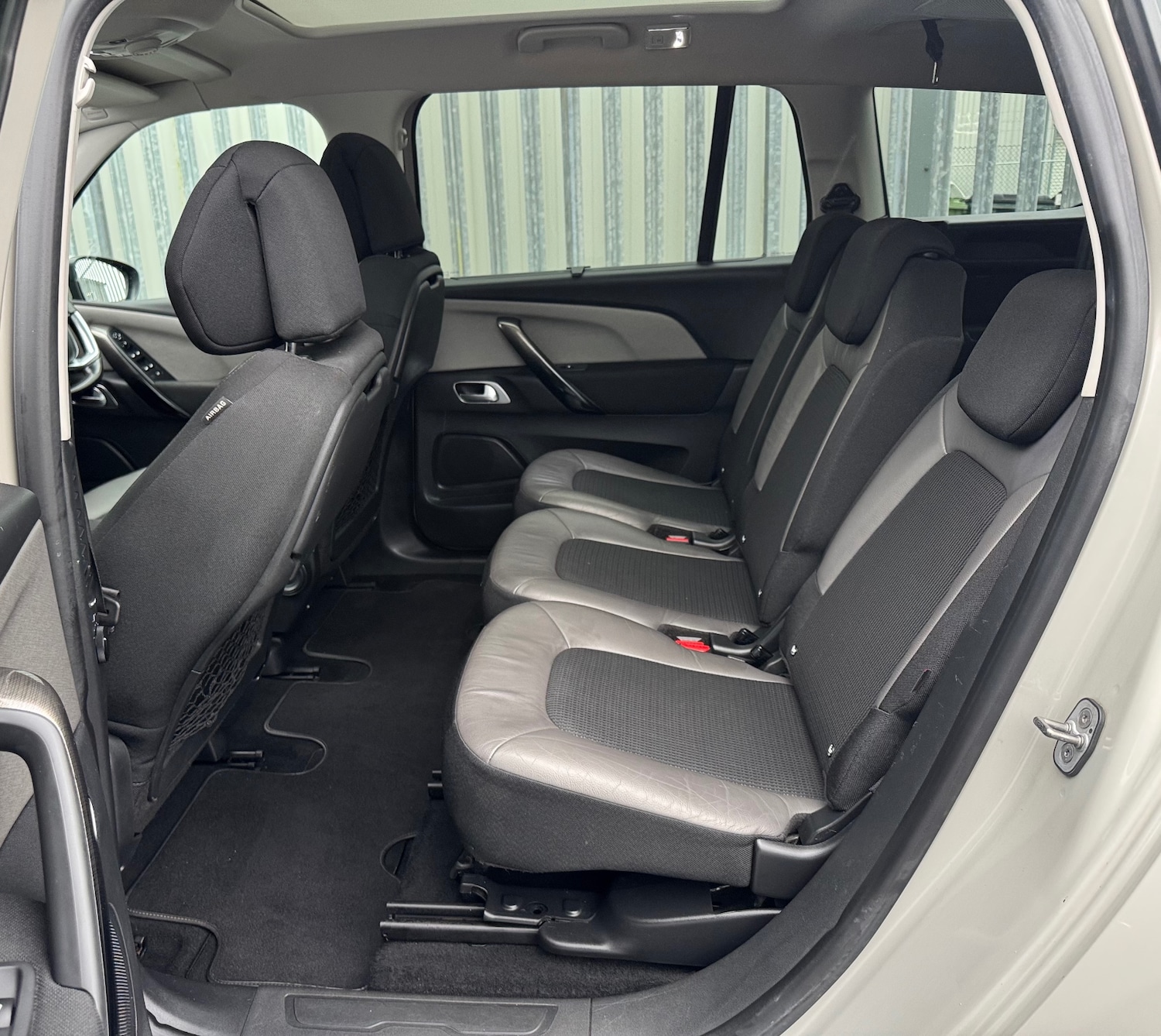 Used Citroen C4 Grand Picasso 2017 for sale - 77340609: Photo 11