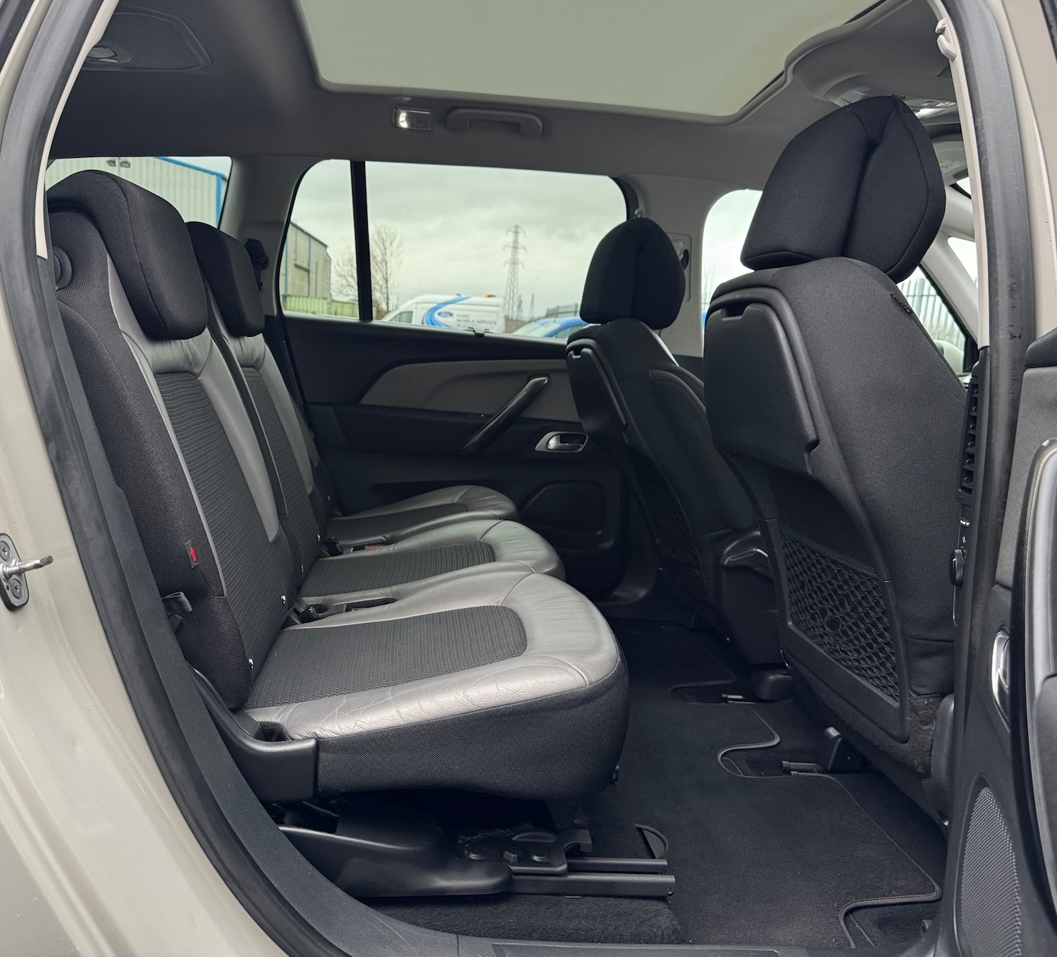 Used Citroen C4 Grand Picasso 2017 for sale - 77340609: Photo 12